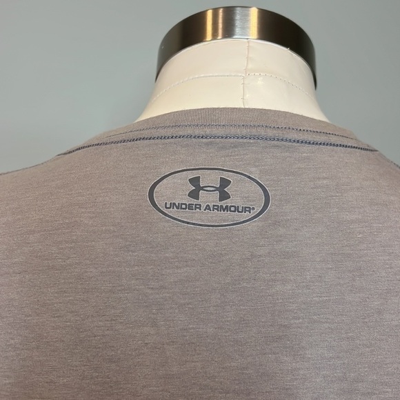 Men’s Under Armour triple double burger tshirt - Picture 5 of 8